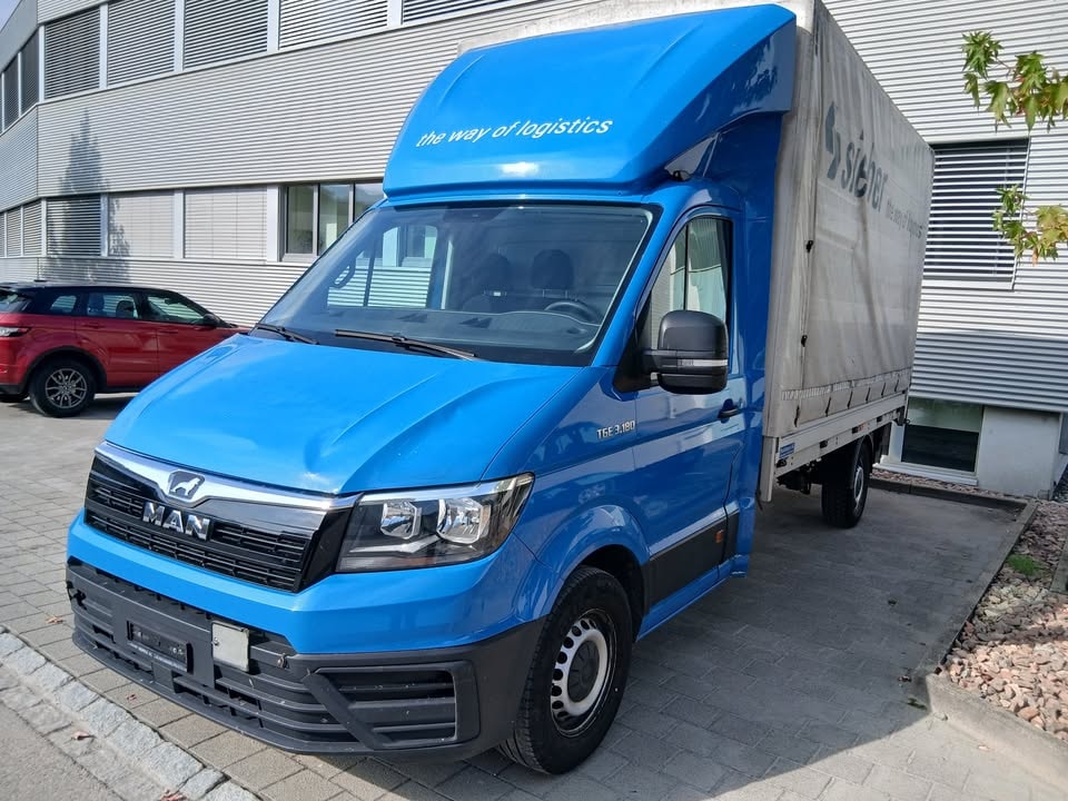 MAN TGE 3.180 Lang A-image-0