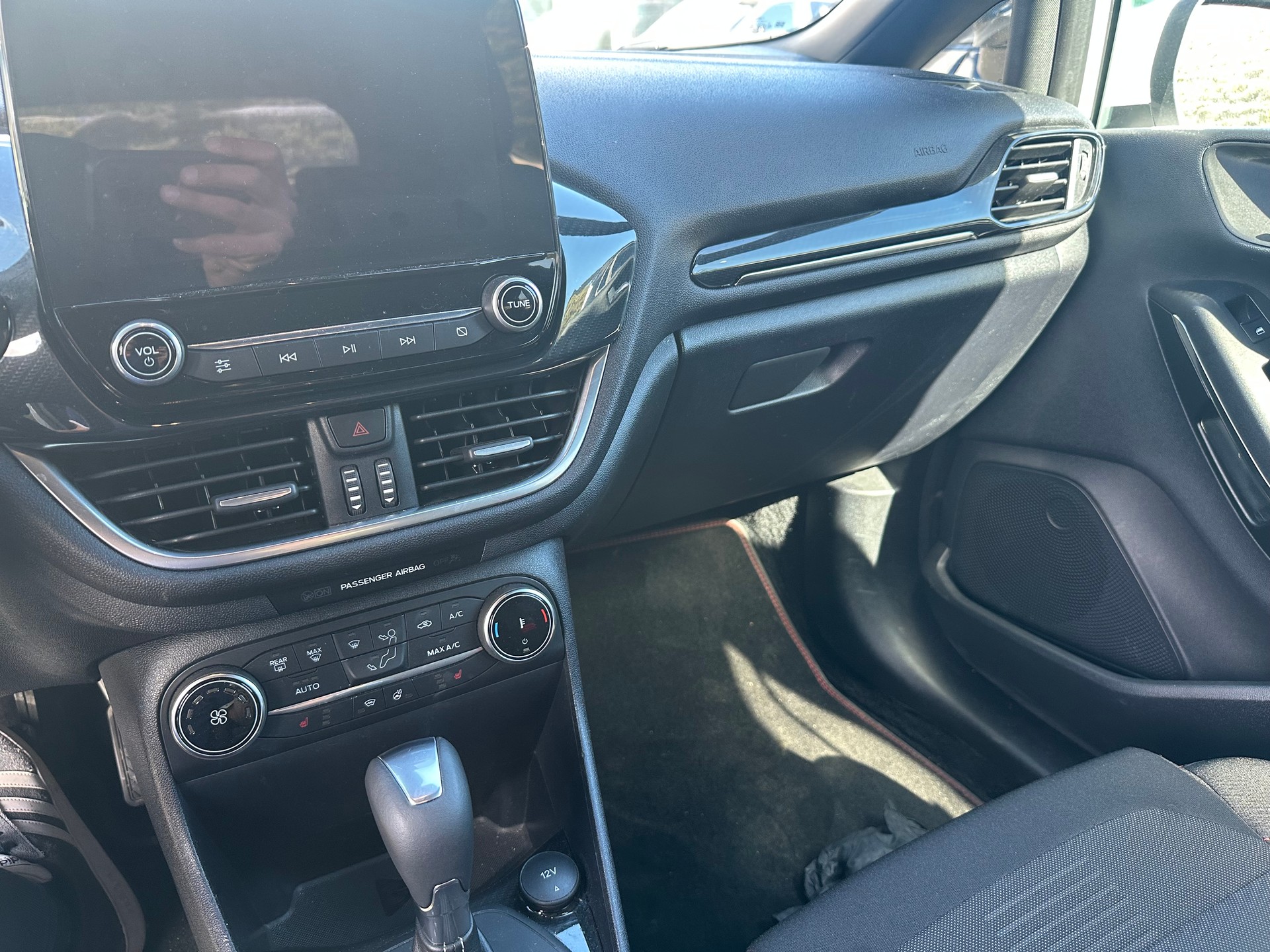 FORD Fiesta 1.0 SCTi MHEV ST Line X Automat-image-6
