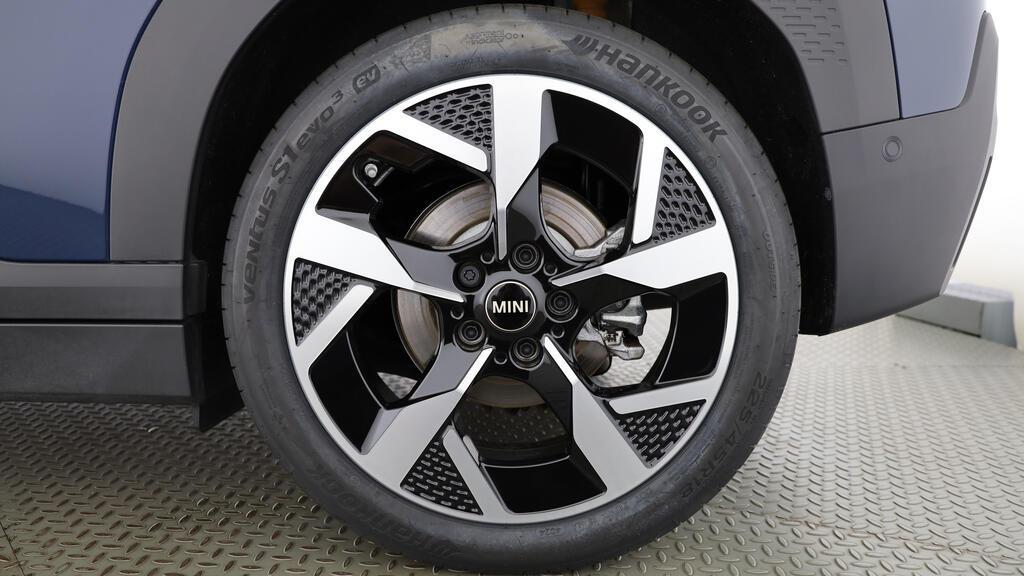 MINI Aceman E-image-9