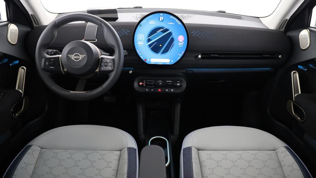MINI Aceman E-image-11
