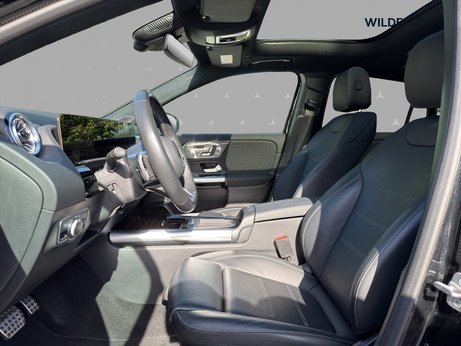 MERCEDES-BENZ GLA 250 4Matic 8G-DCT Swiss Star-image-7