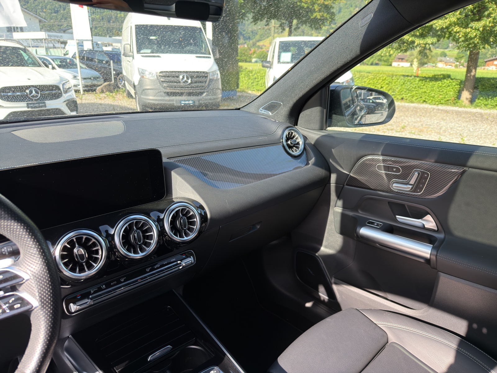 MERCEDES-BENZ GLA 250 4Matic 8G-DCT Swiss Star-image-10