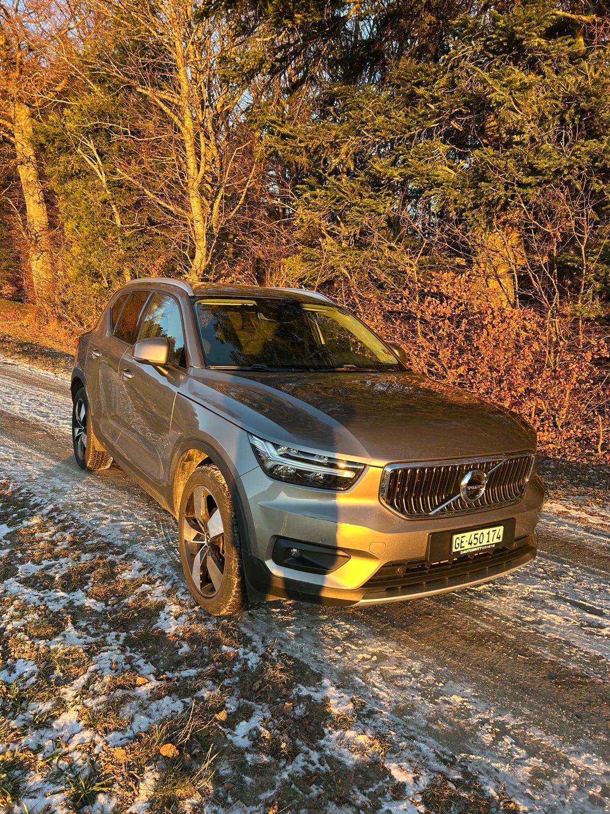 VOLVO 1.5 T2 Momentum-image-0