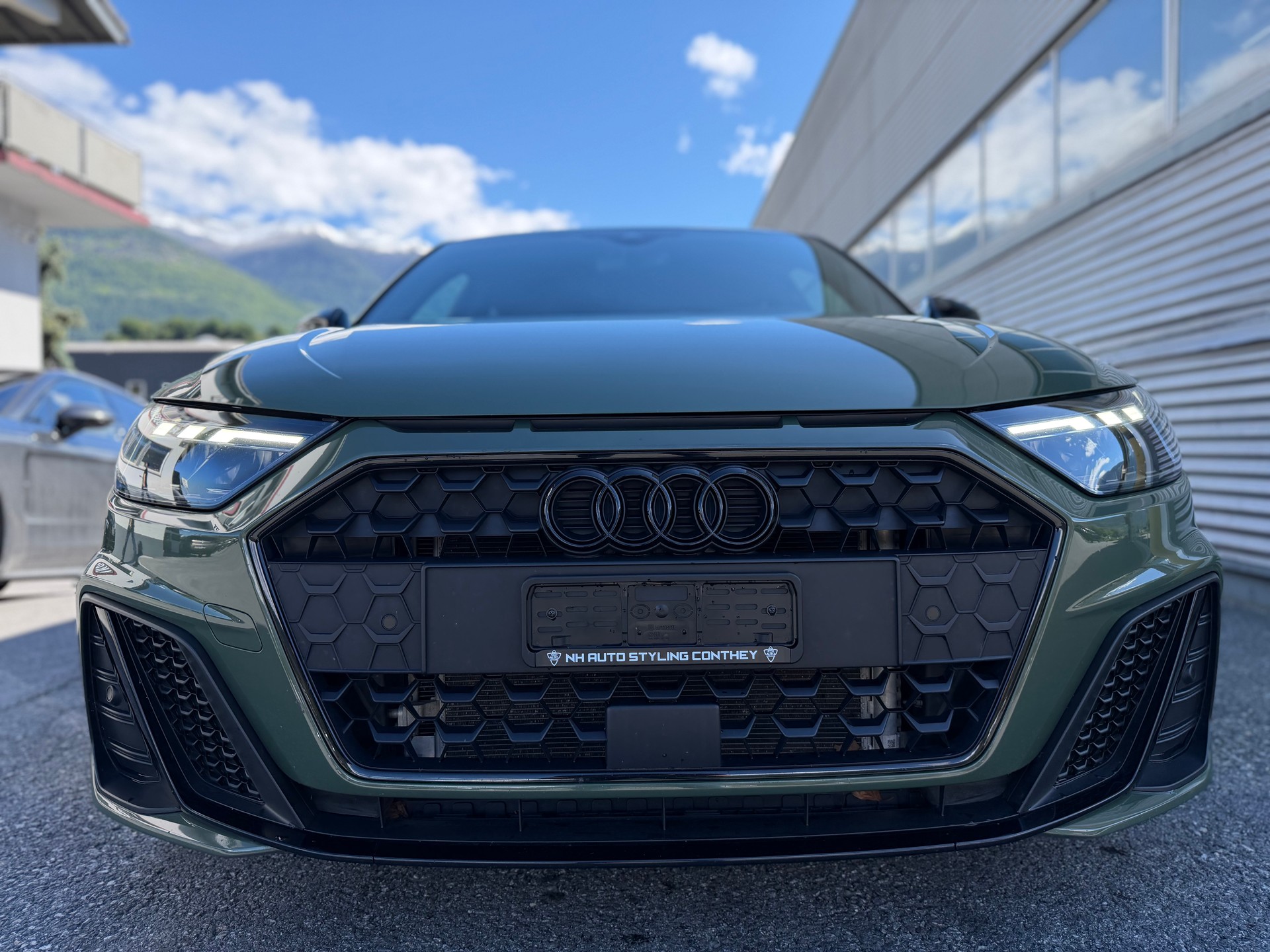 AUDI A1 Sportback 30 TFSI S Line Attraction S-tronic-image-1