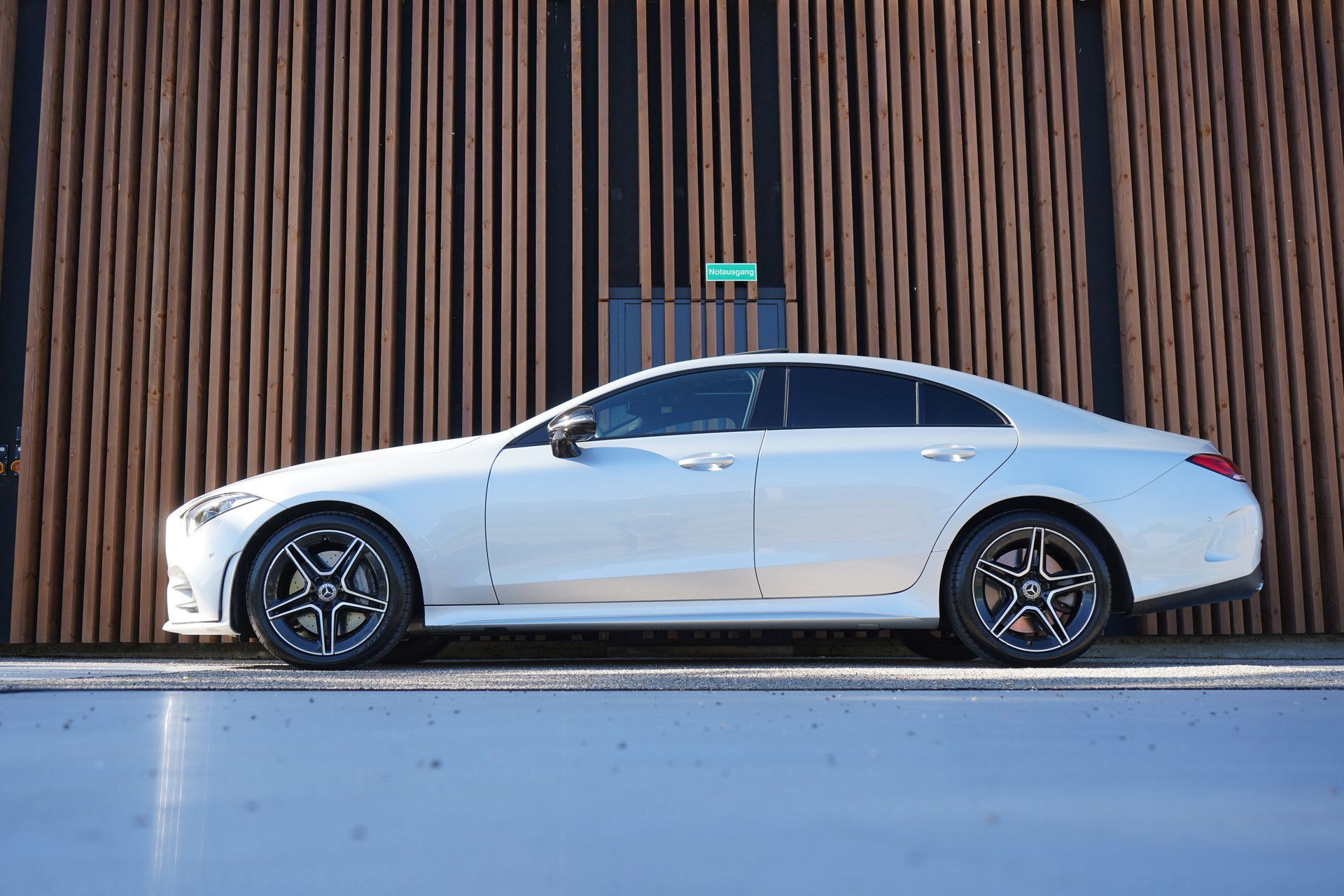 MERCEDES-BENZ CLS 450 4MATIC AMG LINE NIGHT PLUS 9G-TRONIC l-image-1