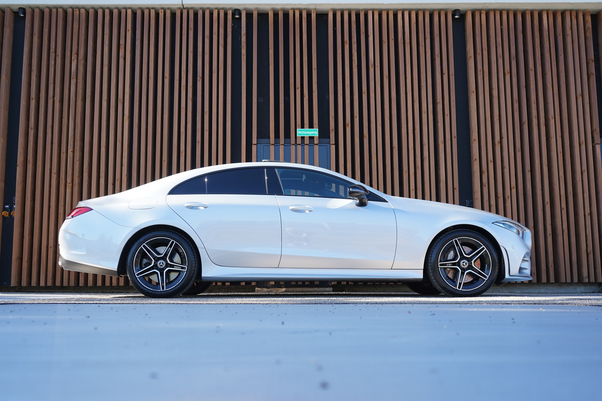 MERCEDES-BENZ CLS 450 4MATIC AMG LINE NIGHT PLUS 9G-TRONIC l-image-2