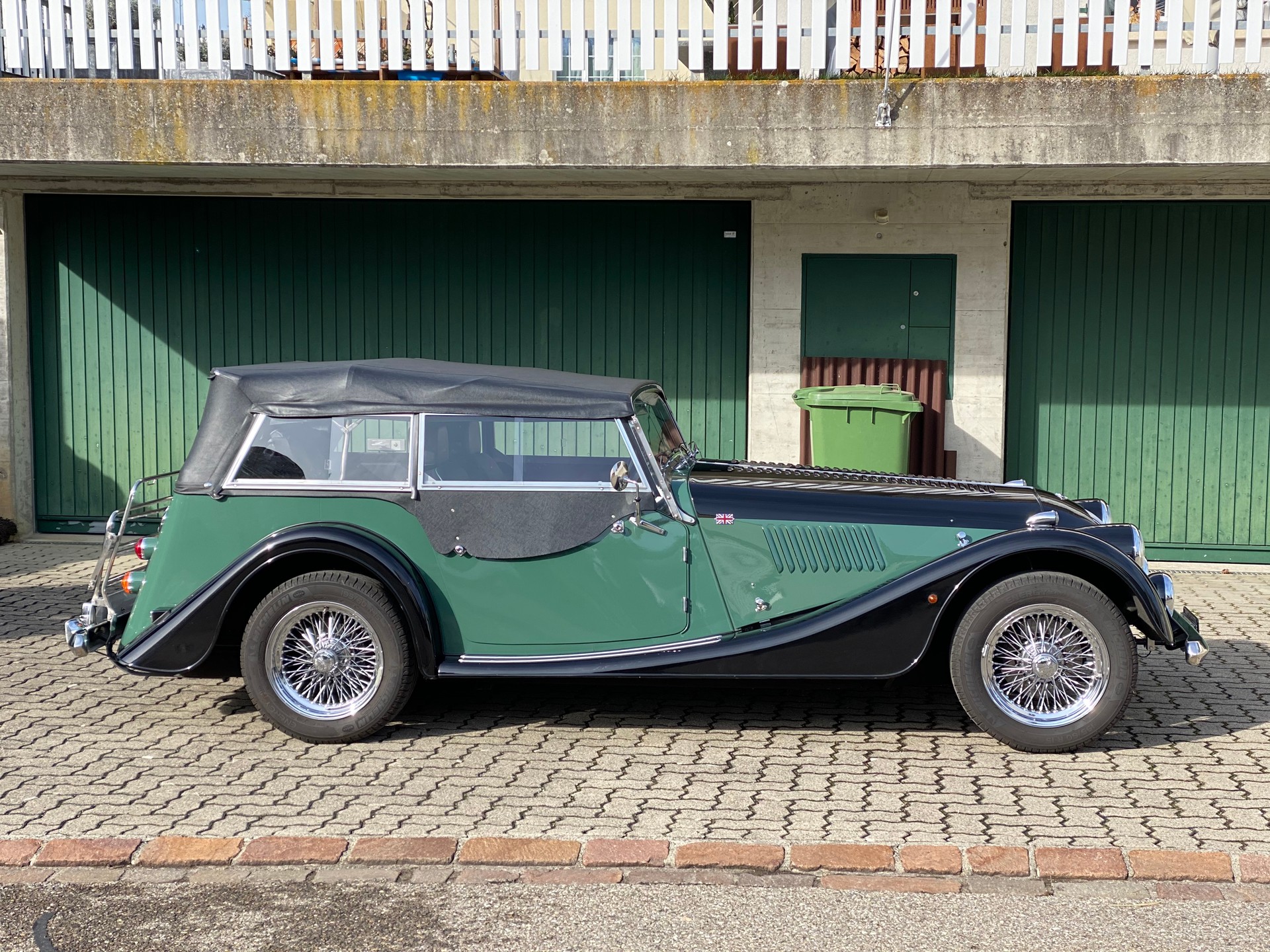 MORGAN 4-Seater-image-13