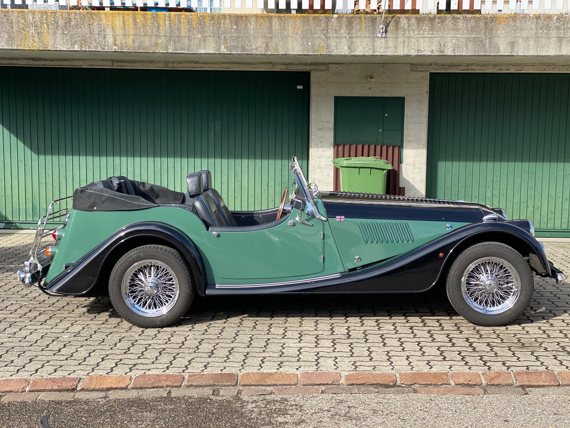 MORGAN 4-Seater-image-6
