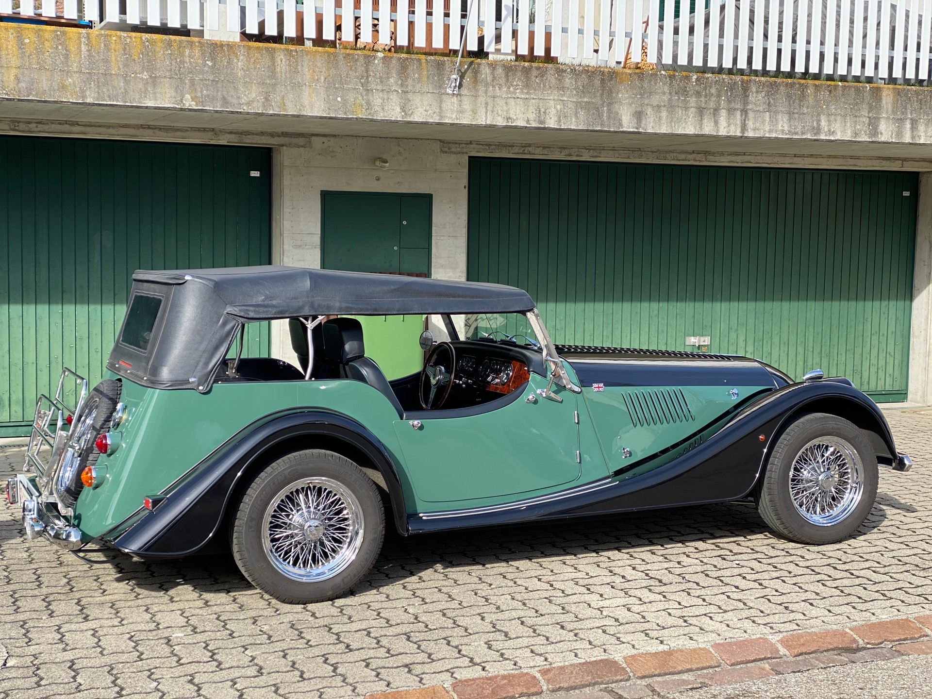 MORGAN 4-Seater-image-9