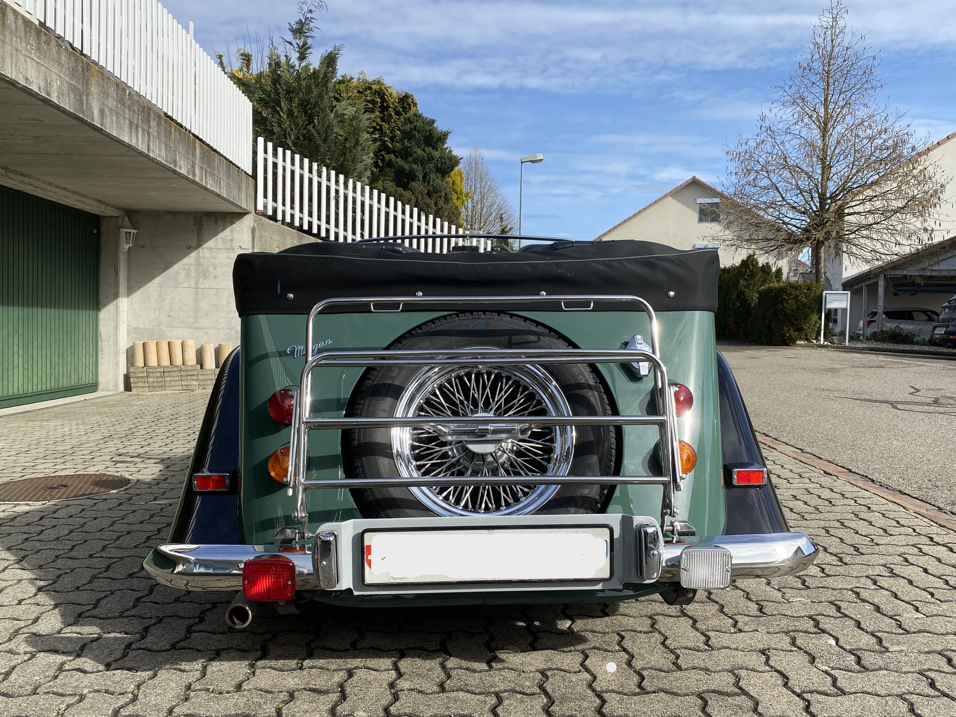 MORGAN 4-Seater-image-8