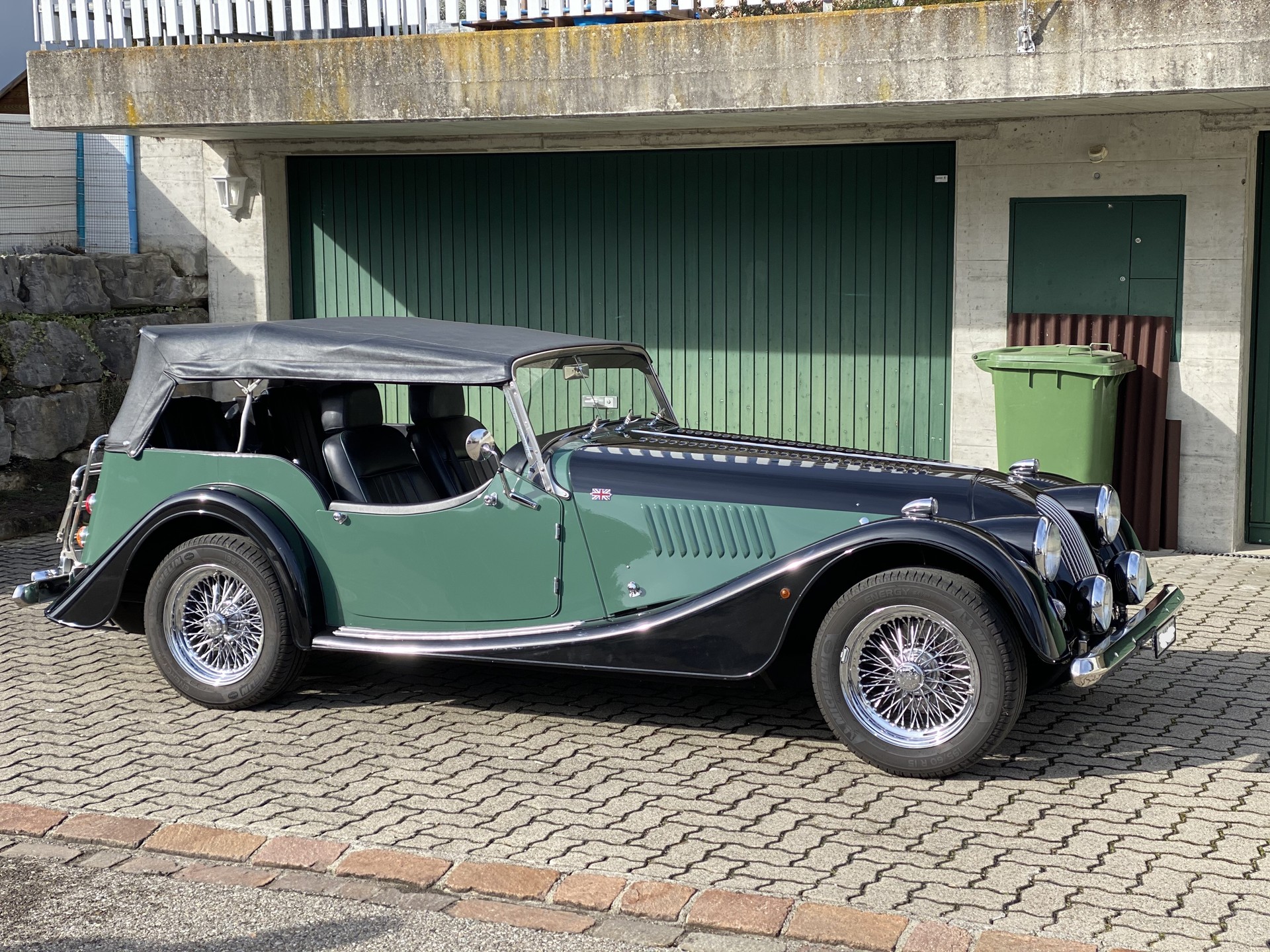 MORGAN 4-Seater-image-10