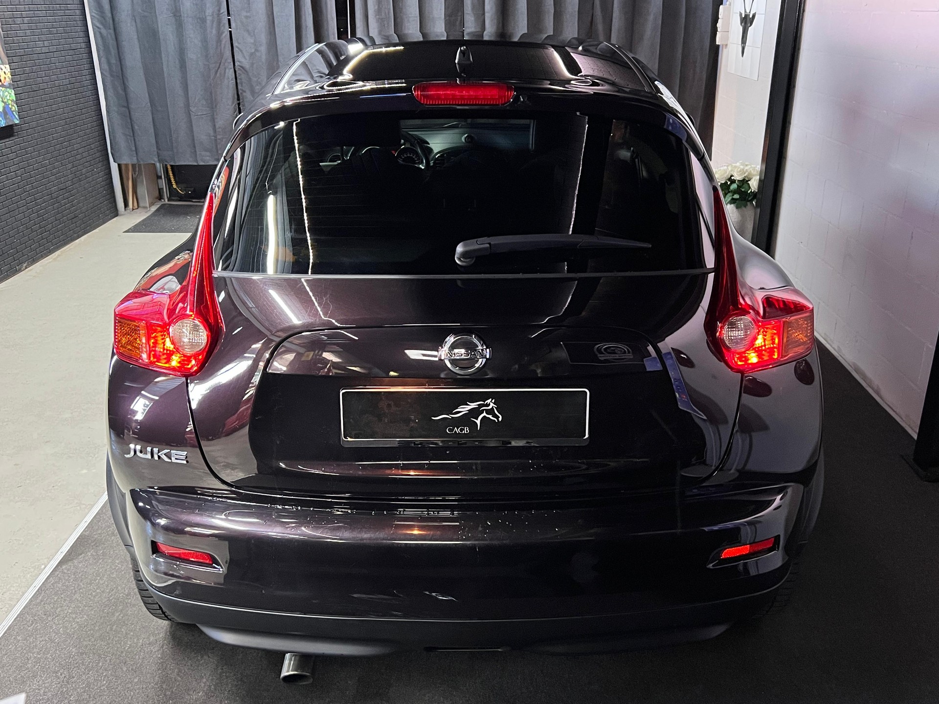 NISSAN Juke 1.6 DIG-T tekna 4x4 Xtronic M-CVT-image-2