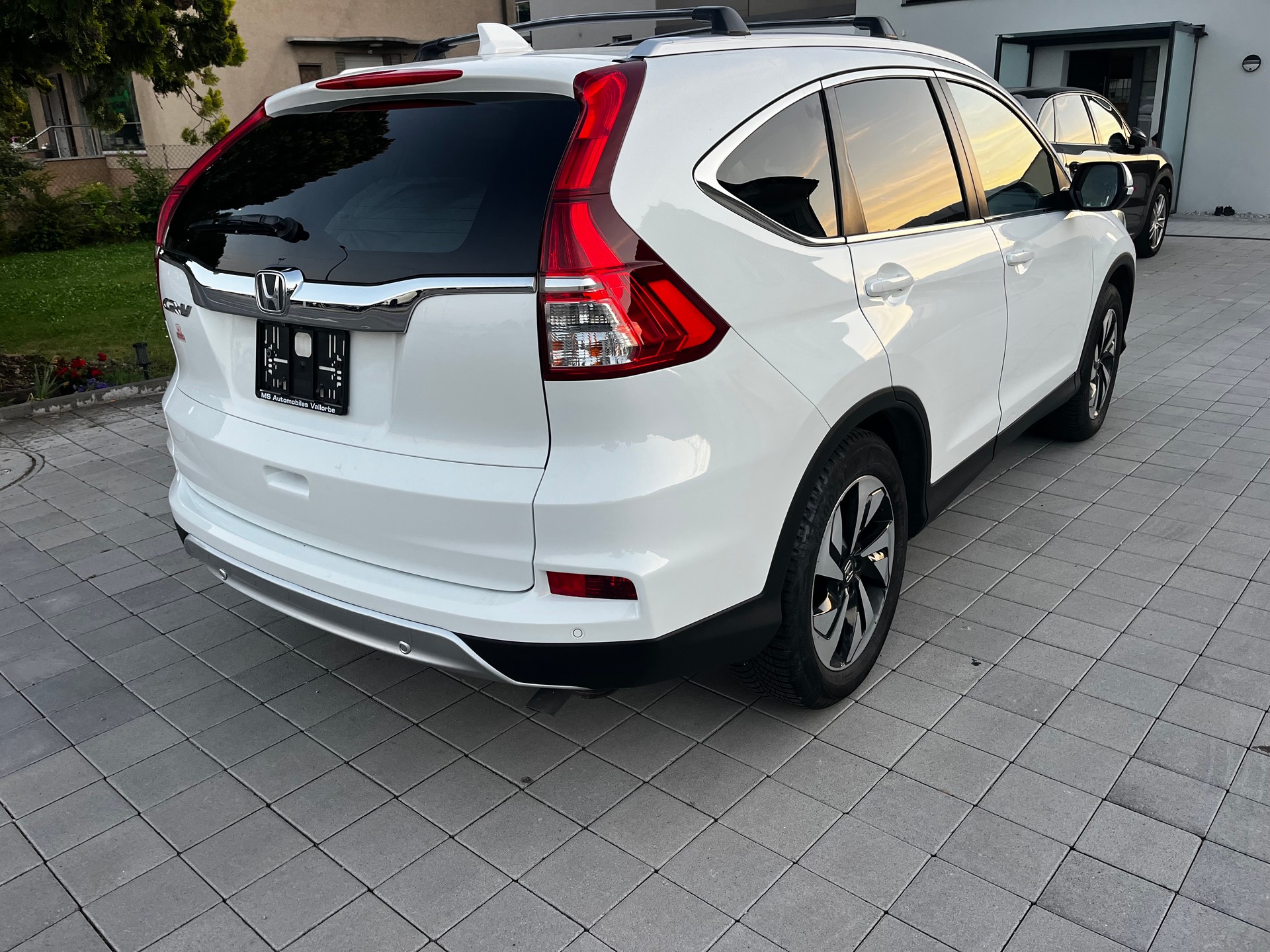 HONDA CR-V 1.6 i-DTEC Lifestyle 4WD Automatic-image-6