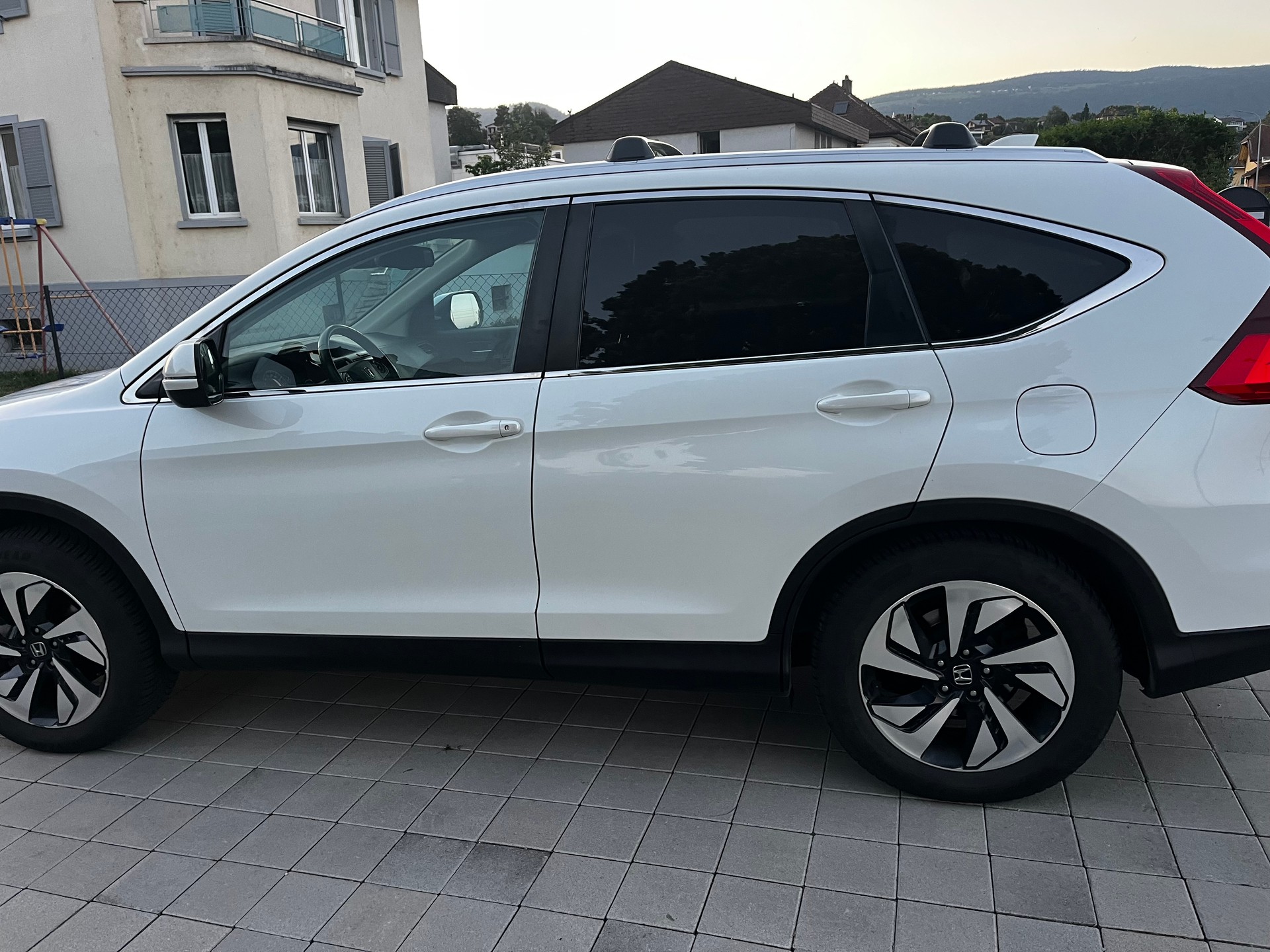 HONDA CR-V 1.6 i-DTEC Lifestyle 4WD Automatic-image-5