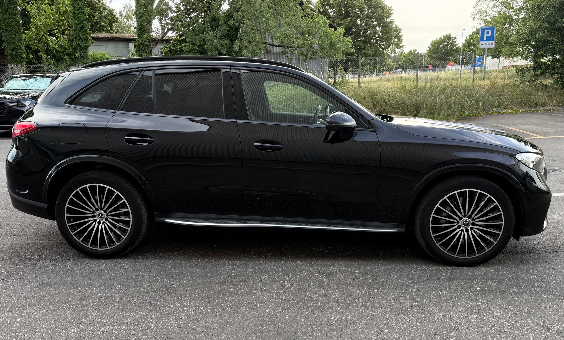 MERCEDES-BENZ GLC 220 d AMG Line 4matic-image-7