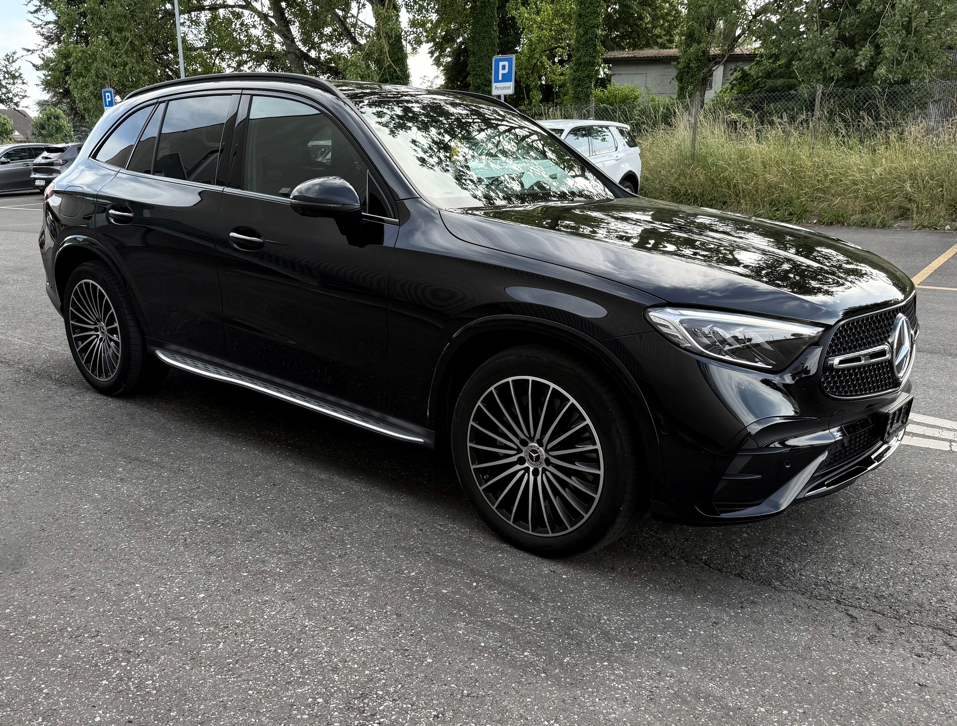 MERCEDES-BENZ GLC 220 d AMG Line 4matic-image-8