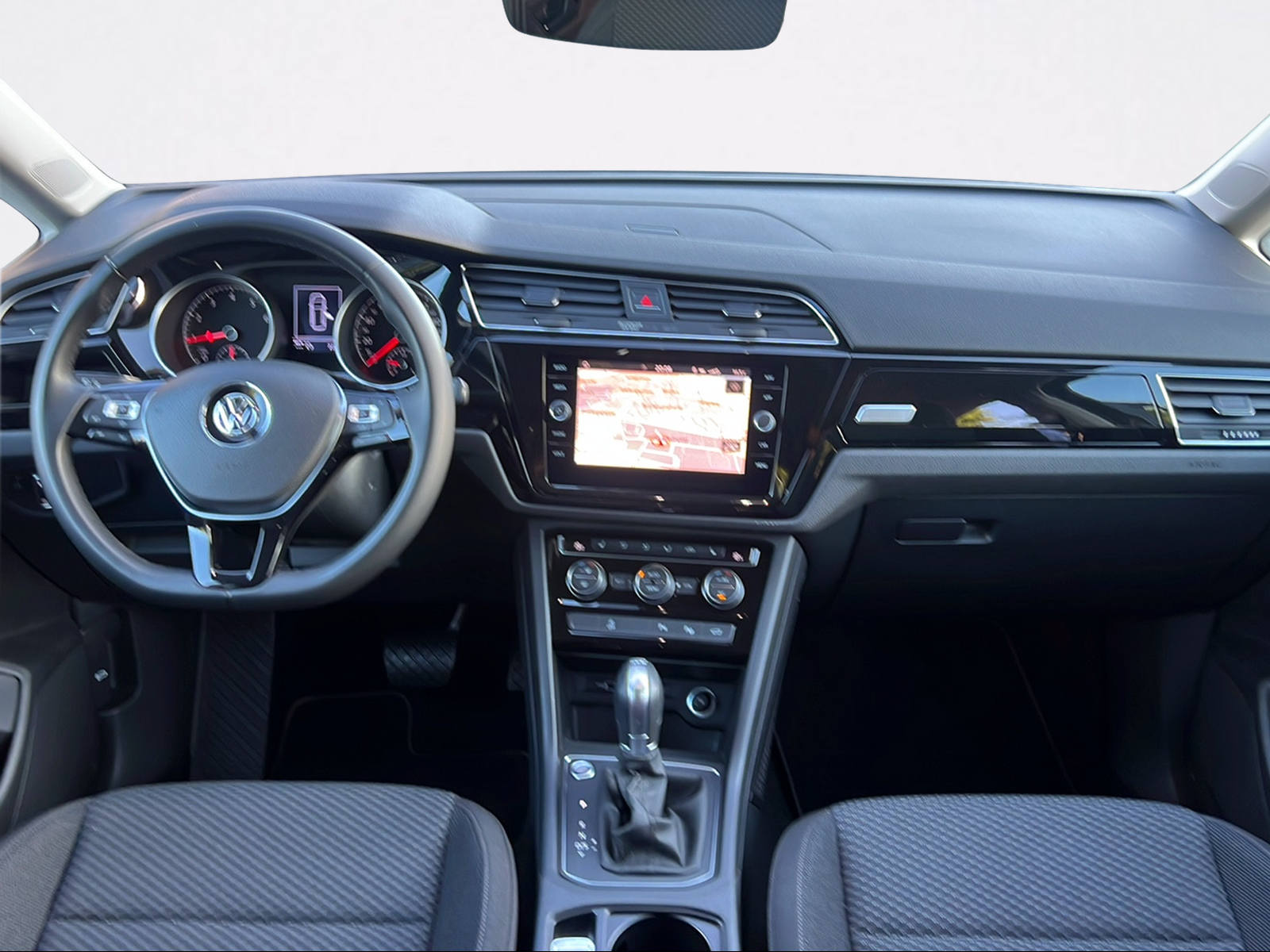VW Touran 1.5 TSI EVO Comfortline DSG-image-4