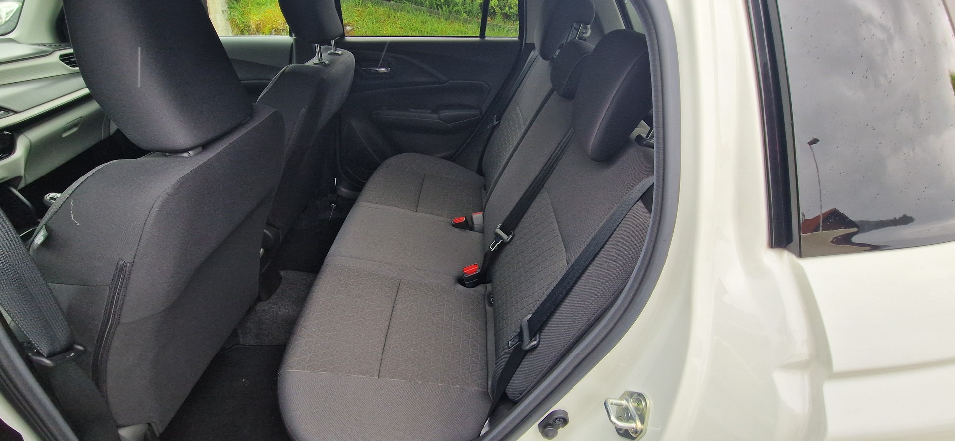 SUZUKI Swift 1.2 Compact+ Hybrid-image-12
