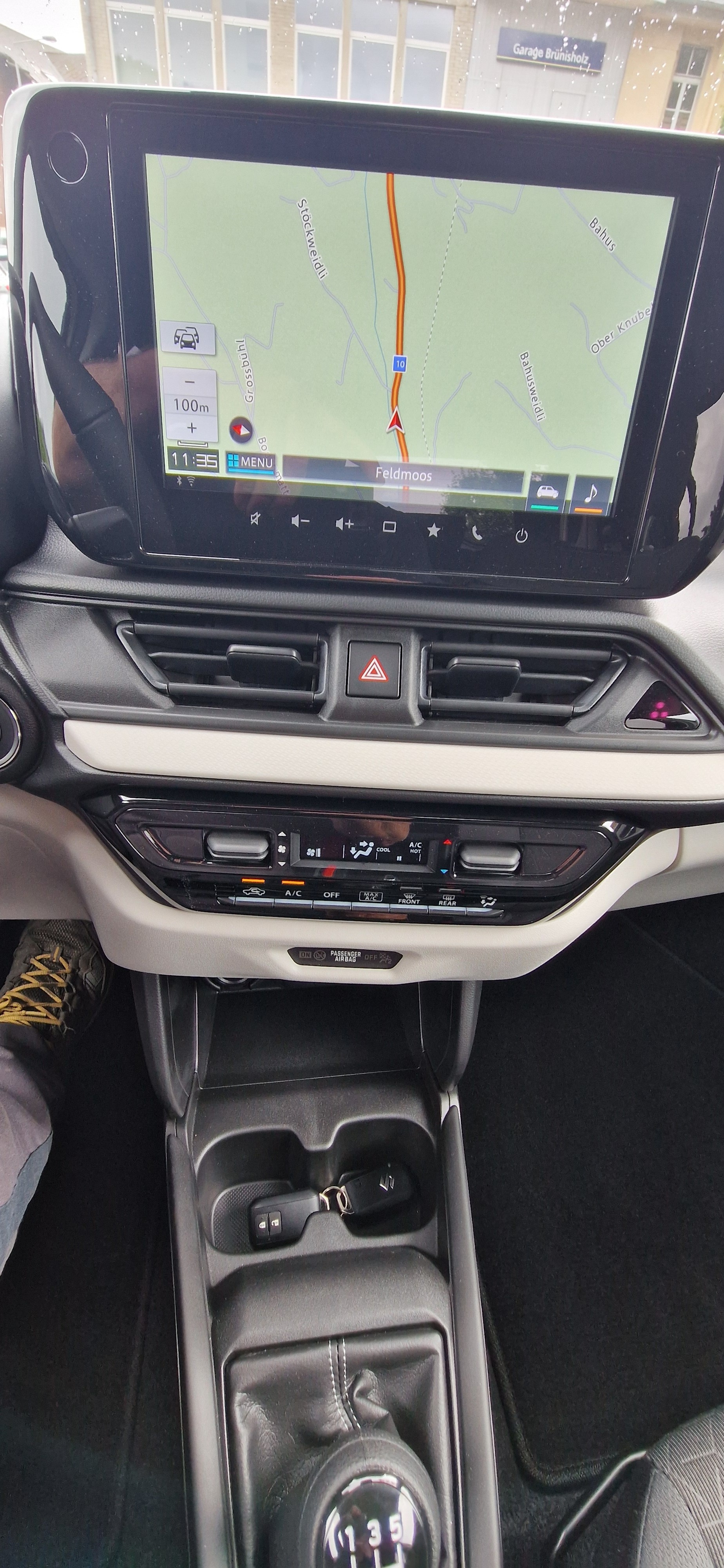 SUZUKI Swift 1.2 Compact+ Hybrid-image-8