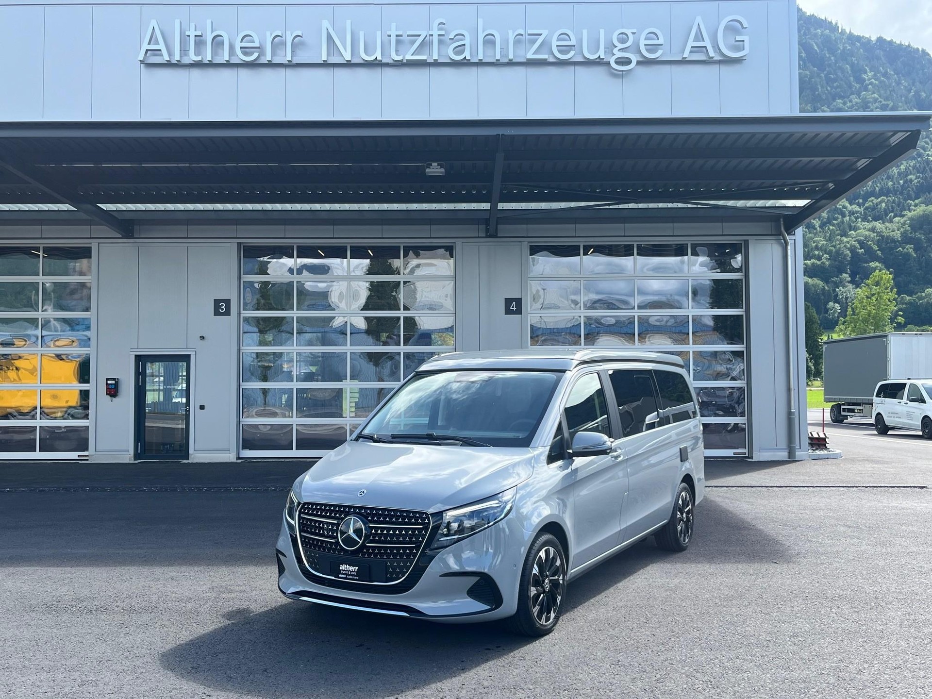 MERCEDES-BENZ Marco Polo 250 d-image-0