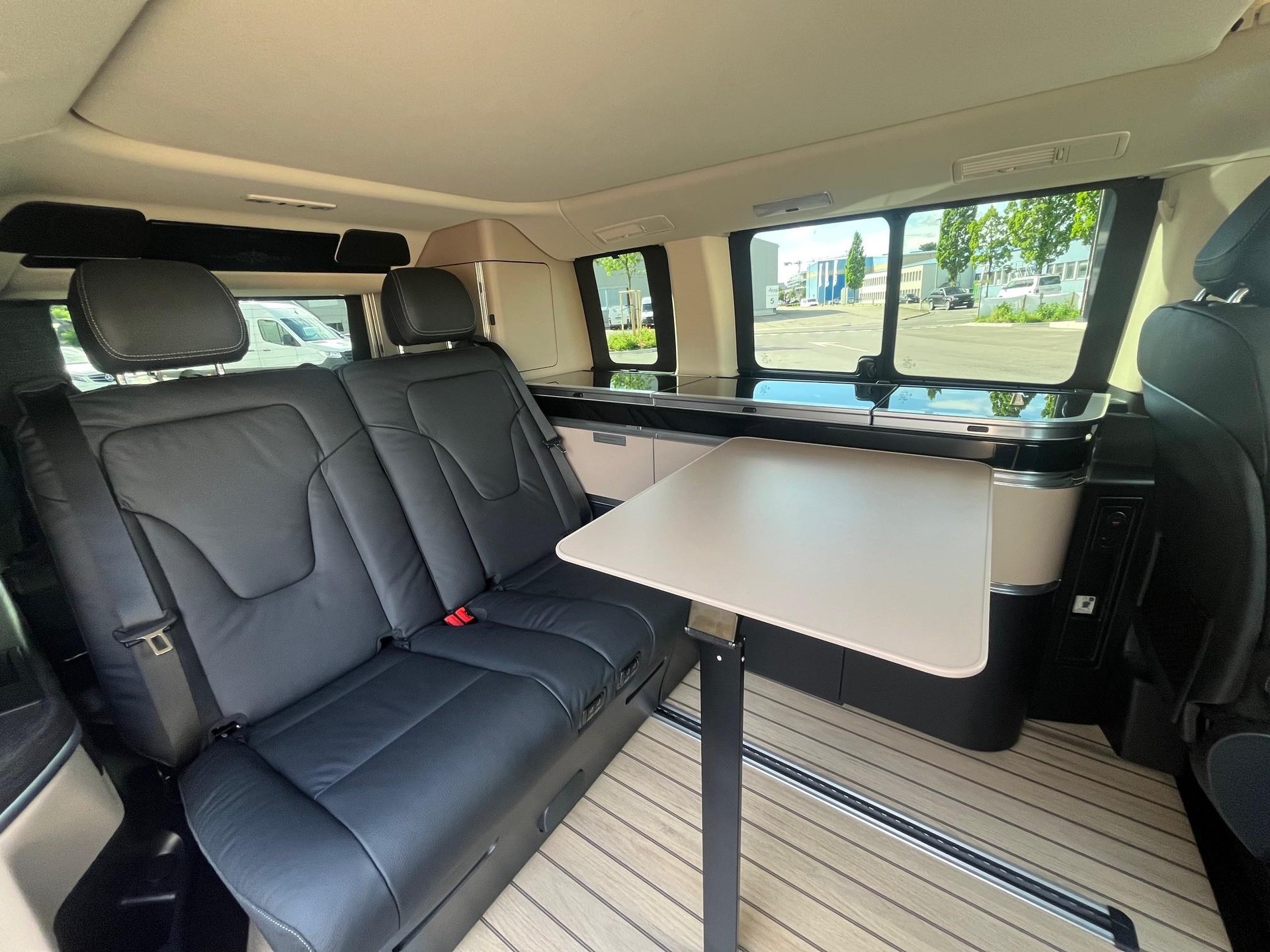 MERCEDES-BENZ Marco Polo 250 d-image-16