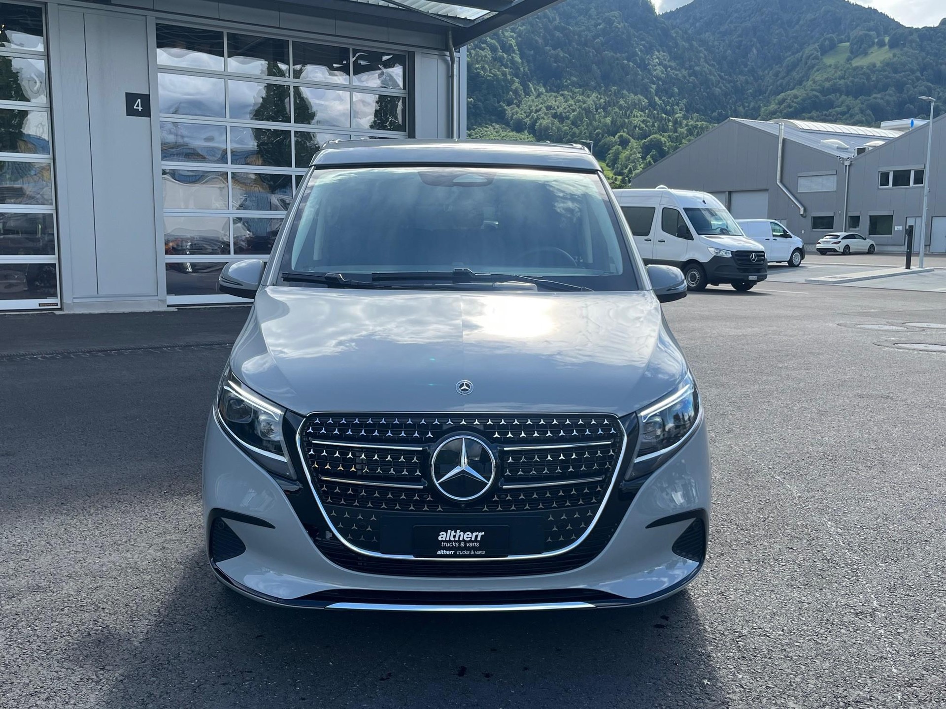 MERCEDES-BENZ Marco Polo 250 d-image-3