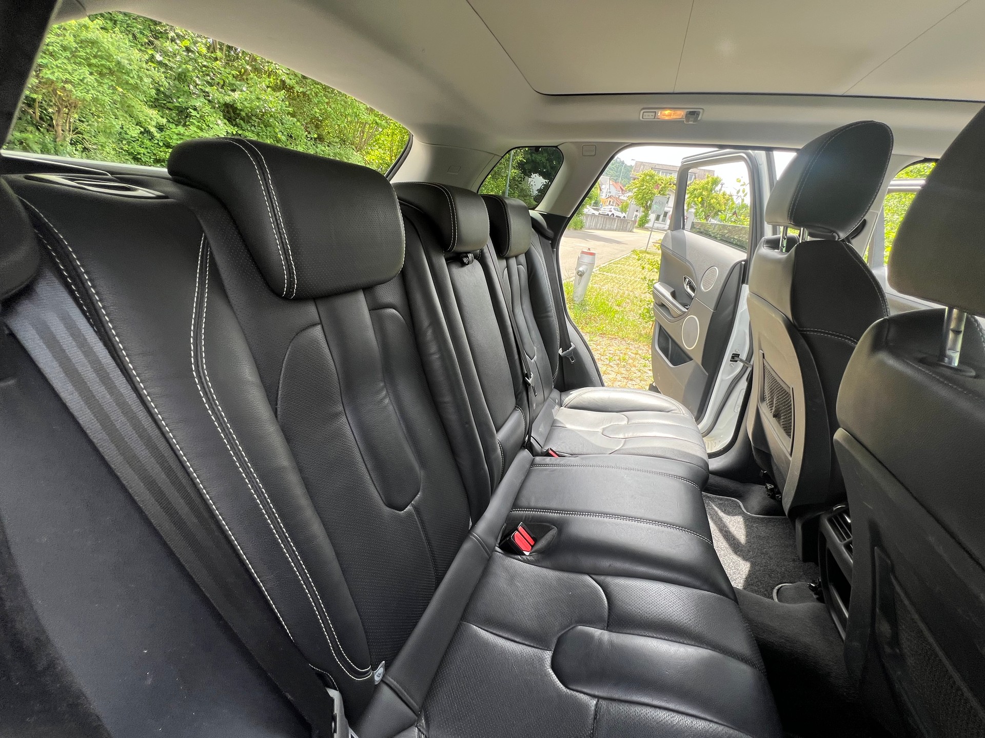 LAND ROVER Range Rover Evoque 2.0 Si4 Pure AT9-image-16