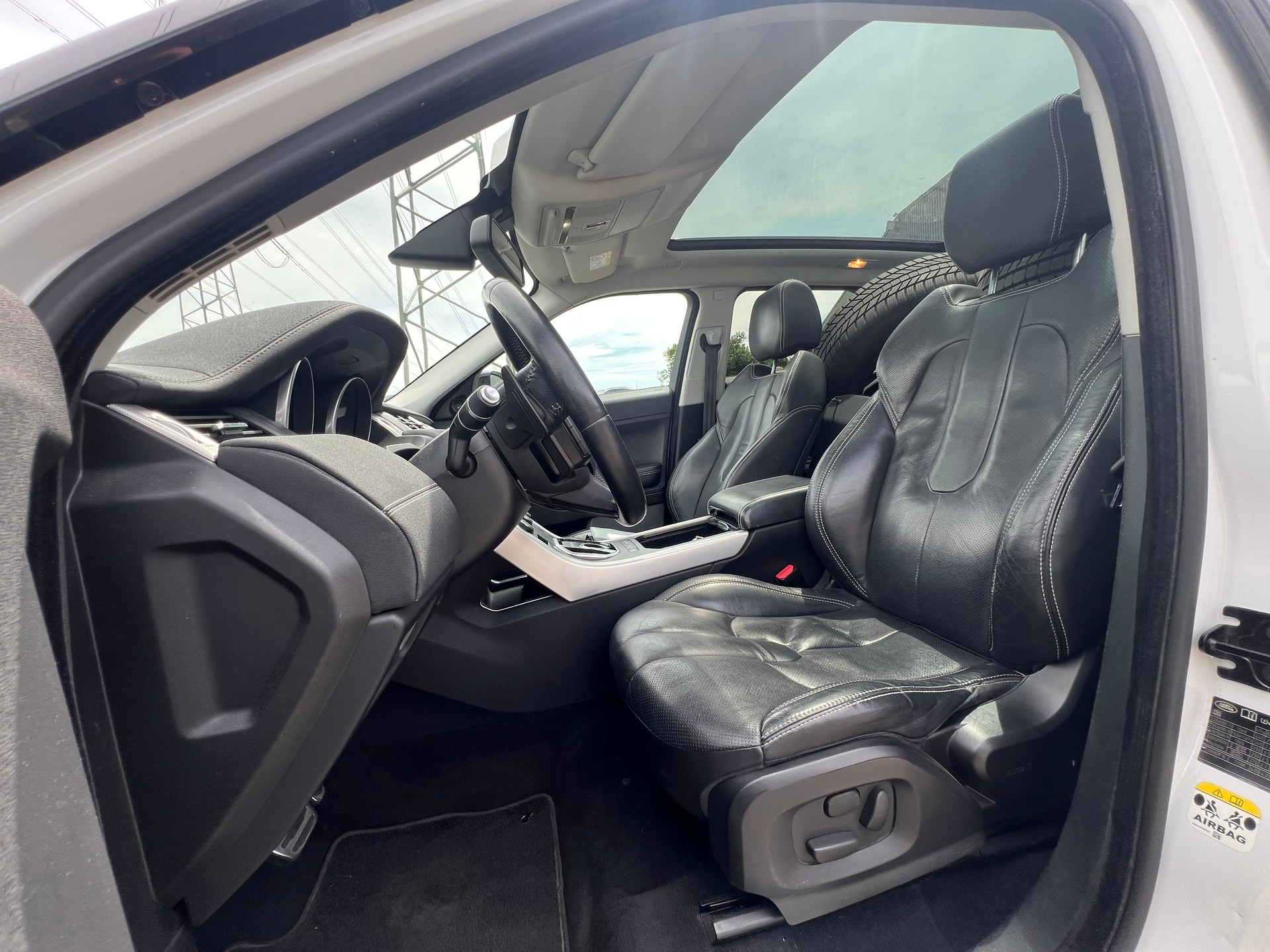 LAND ROVER Range Rover Evoque 2.0 Si4 Pure AT9-image-10