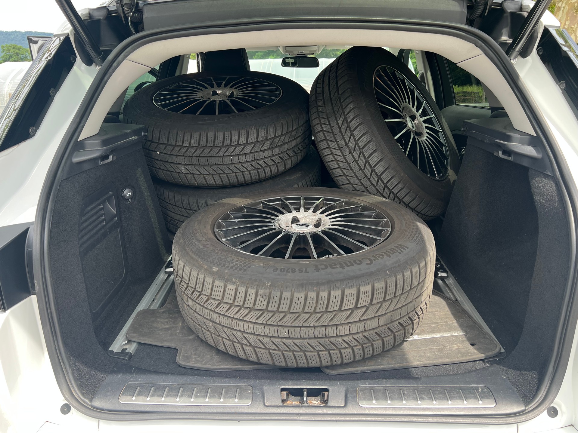 LAND ROVER Range Rover Evoque 2.0 Si4 Pure AT9-image-21