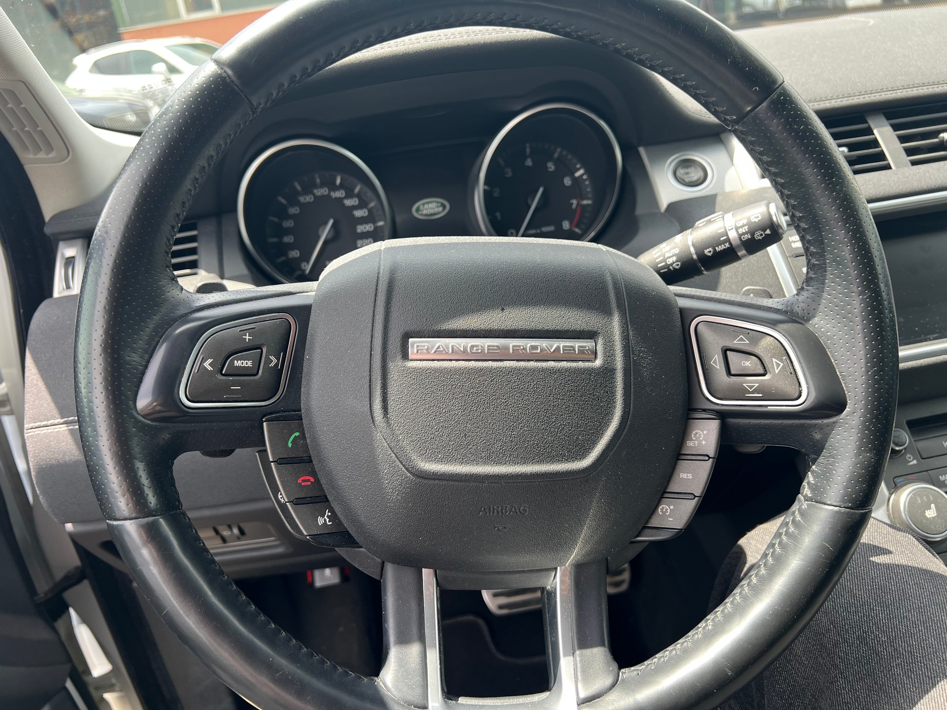 LAND ROVER Range Rover Evoque 2.0 Si4 Pure AT9-image-13