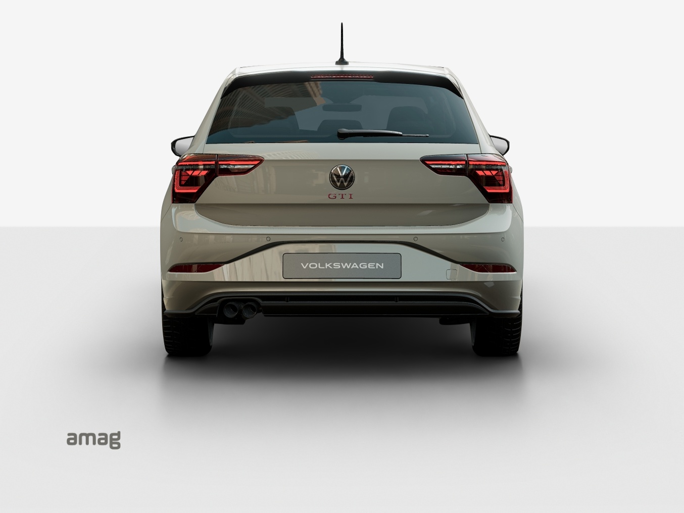 VW Polo 2.0 TSI GTI DSG-image-2