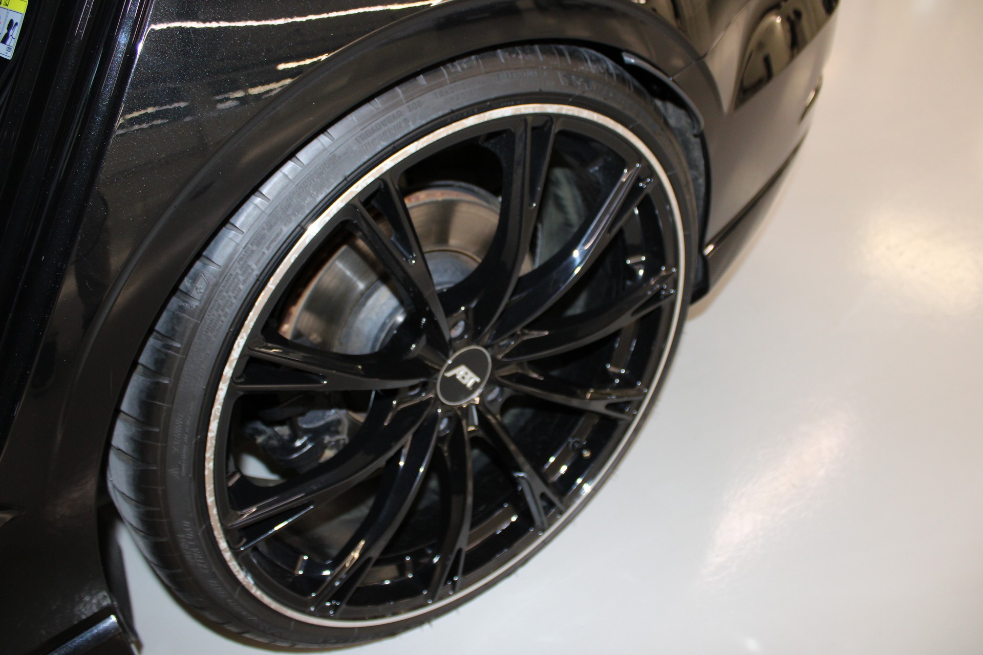 AUDI RS3 Limousine 2.5 TSI quattro S-tronic-image-22