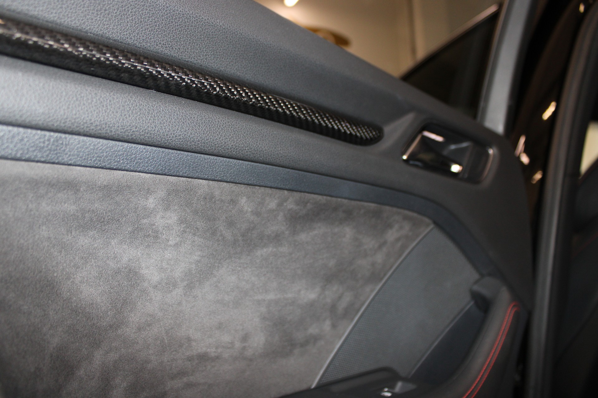 AUDI RS3 Limousine 2.5 TSI quattro S-tronic-image-18