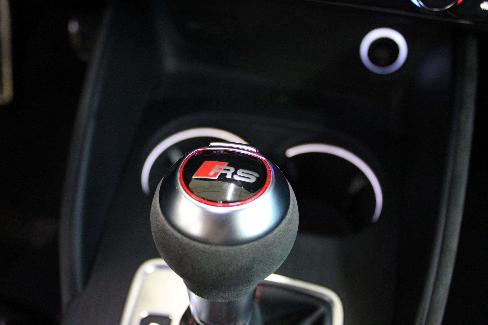 AUDI RS3 Limousine 2.5 TSI quattro S-tronic-image-23