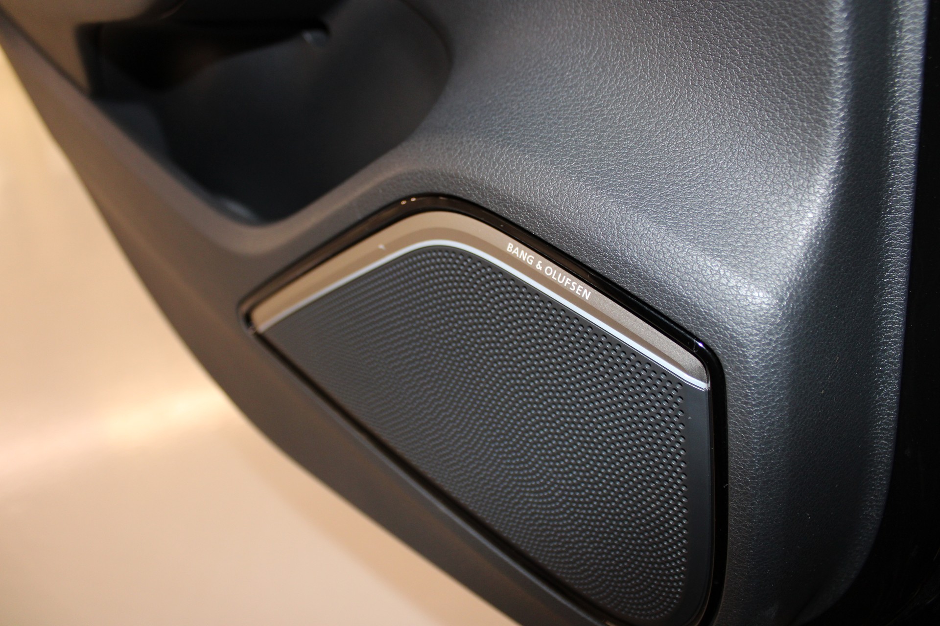 AUDI RS3 Limousine 2.5 TSI quattro S-tronic-image-17