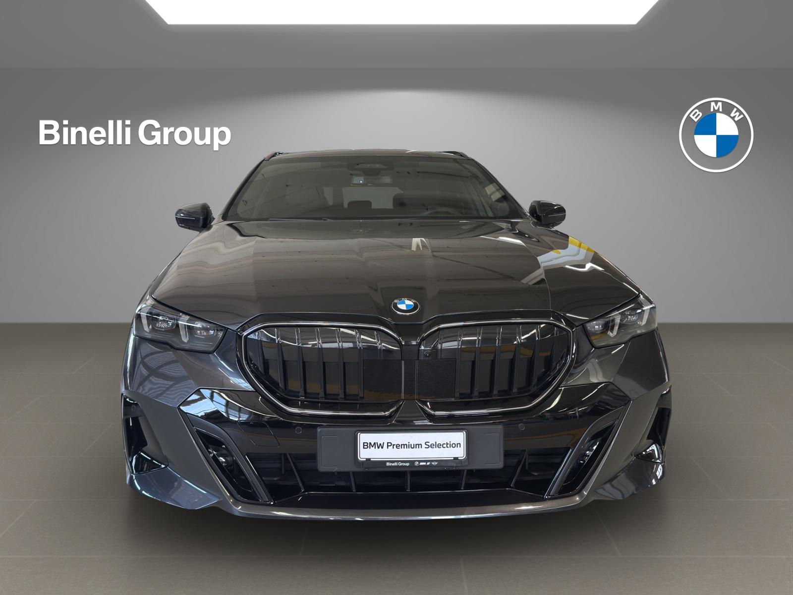 BMW 520d xDrive Touring-image-1