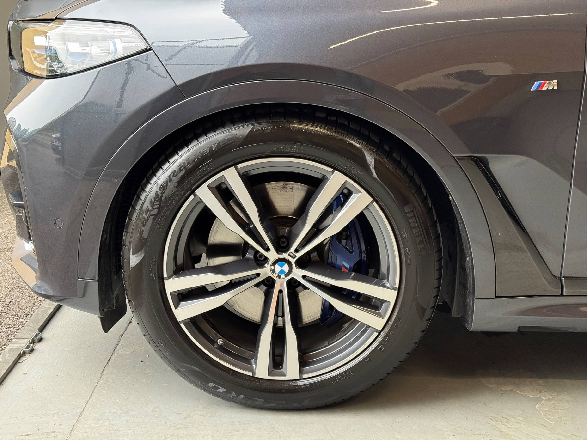 BMW X7 30d xDrive SAG-image-11