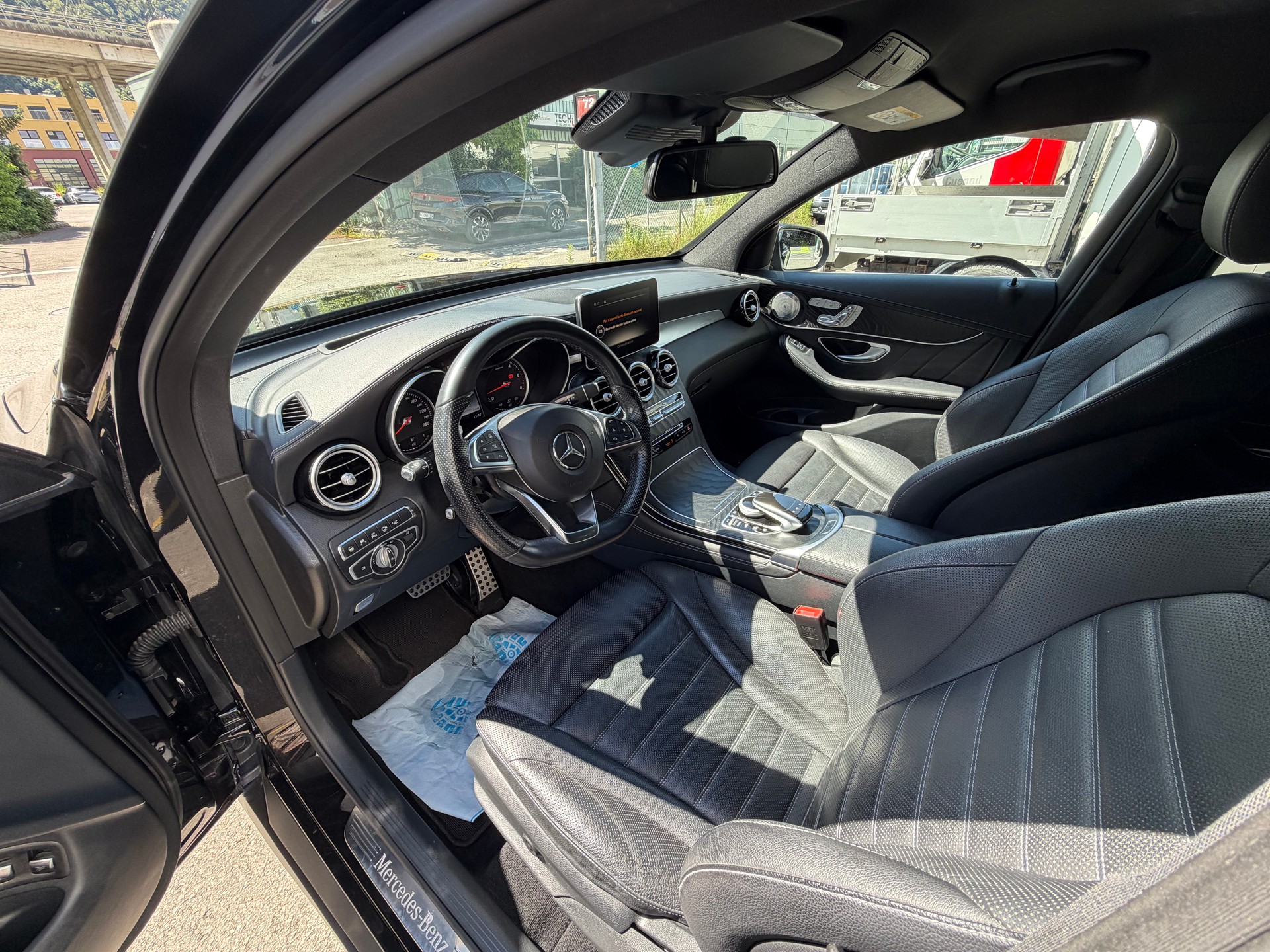 MERCEDES-BENZ GLC Coupé 350 d AMG Line 4Matic 9G-Tronic-image-12
