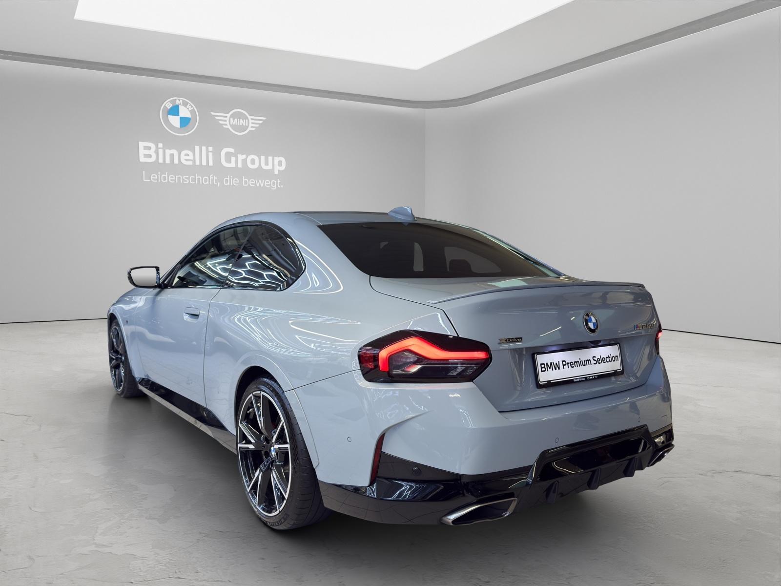 BMW M240i xDrive Coupé-image-2