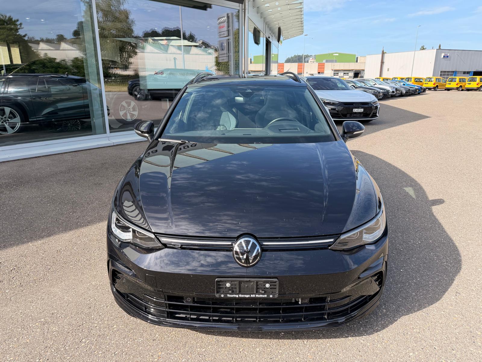 VW Golf Variant 2.0 TSI R-Line DSG 4Motion-image-7