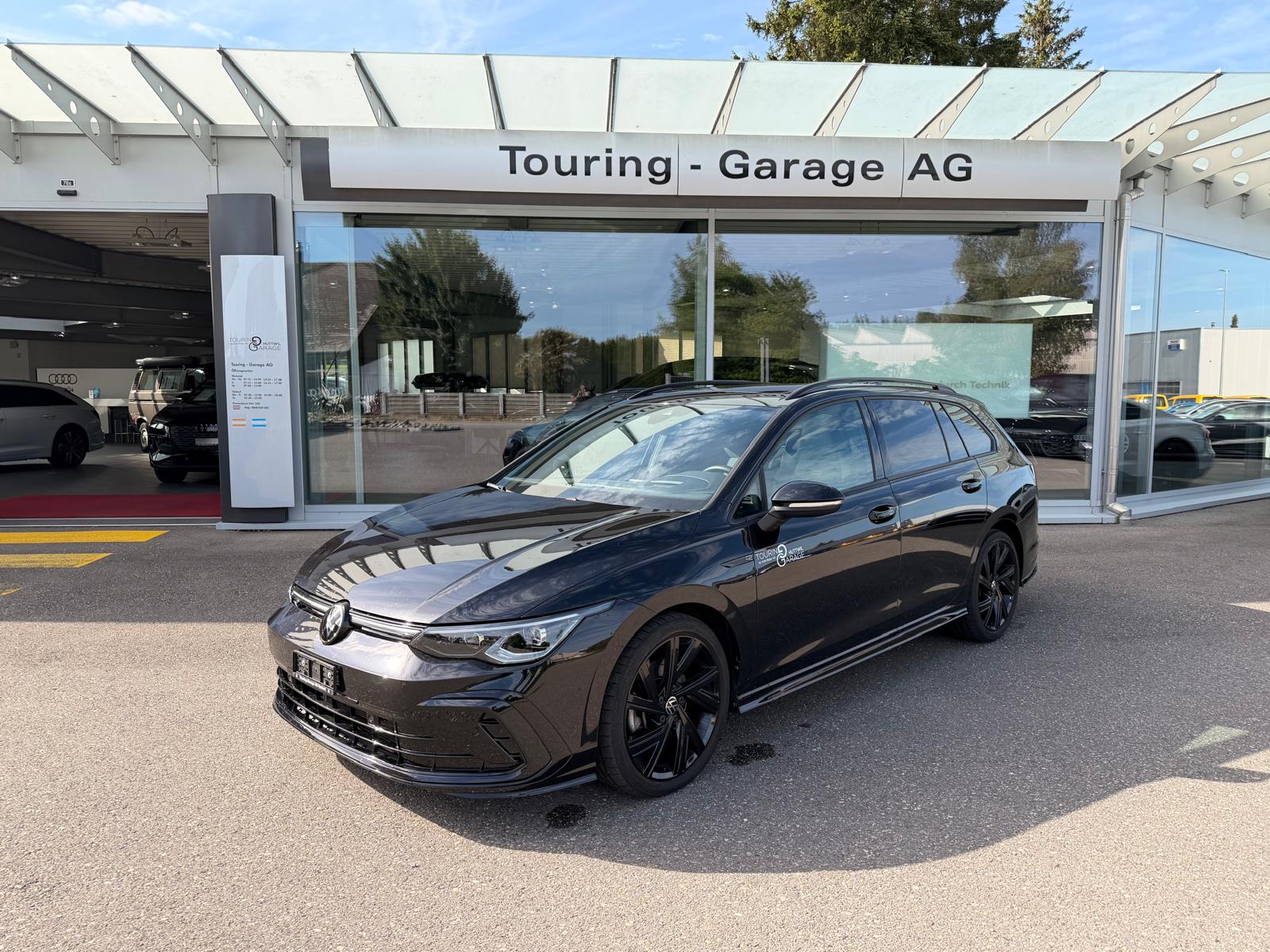 VW Golf Variant 2.0 TSI R-Line DSG 4Motion-image-0