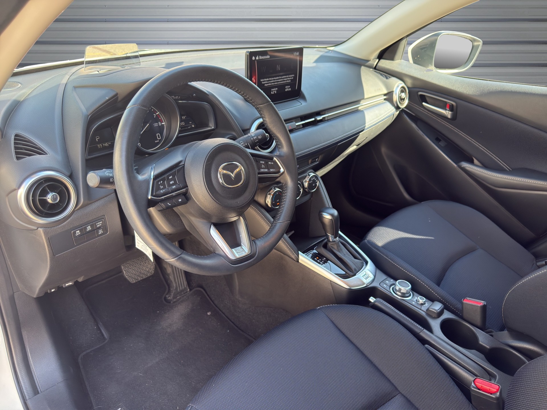 MAZDA 2 SKYACTIV-G 90 Revolution Automat-image-9