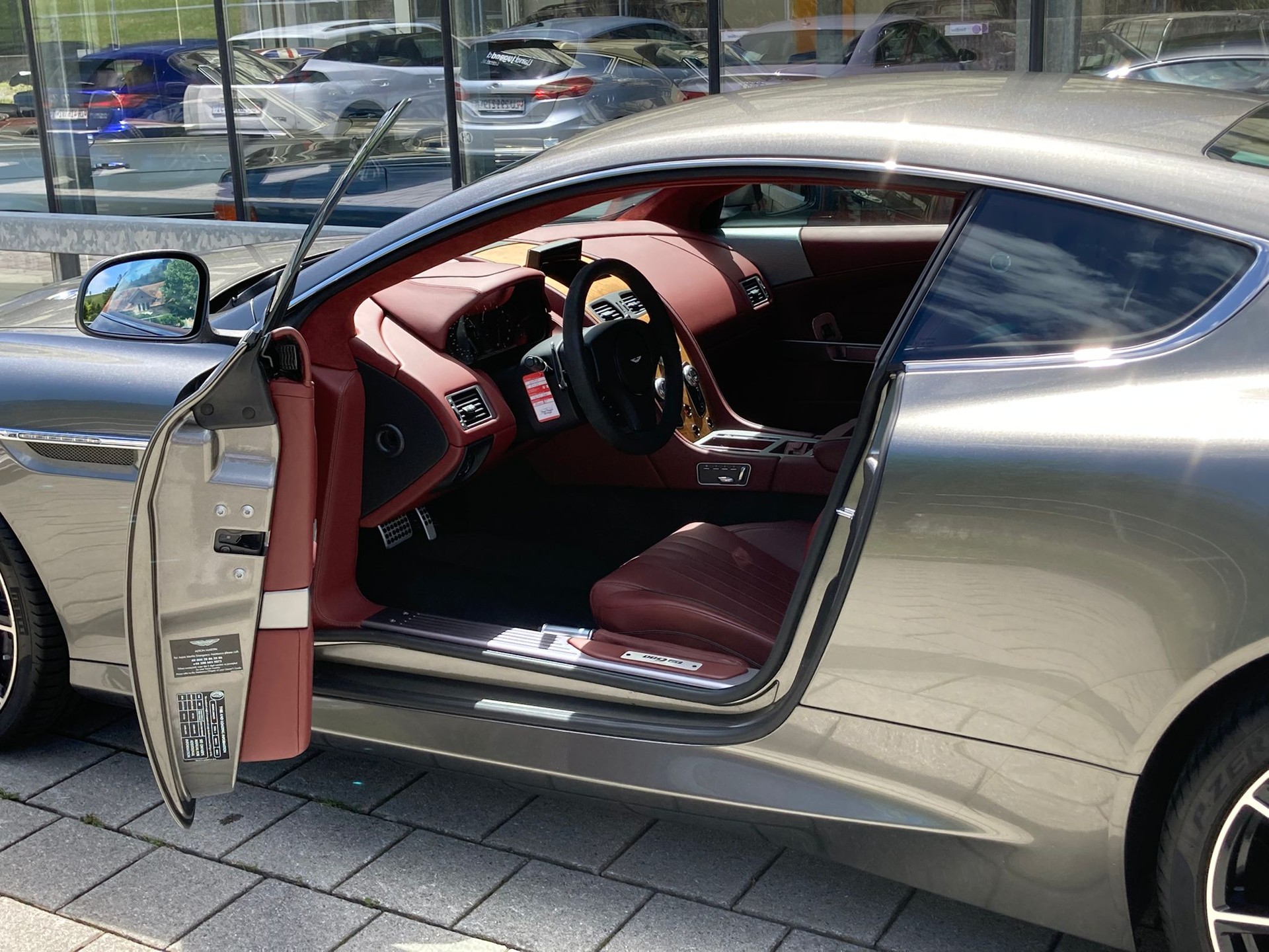 ASTON MARTIN DB9 GT Touchtronic 2-image-5