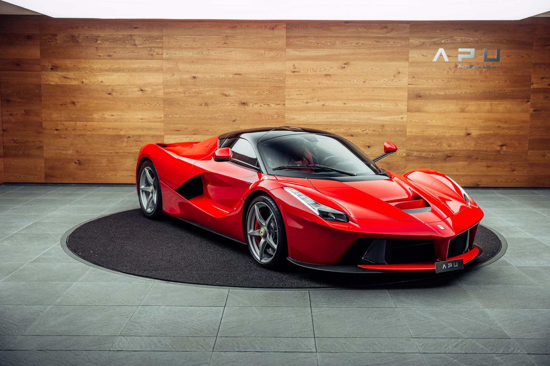 FERRARI LaFerrari-image-0