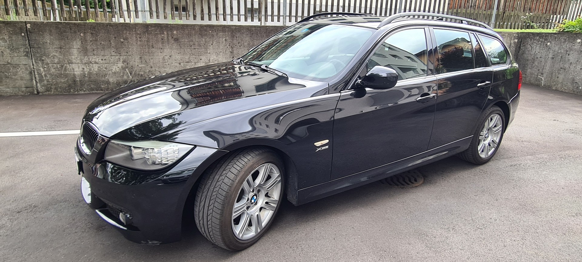BMW 325i xDrive Touring E91-image-0