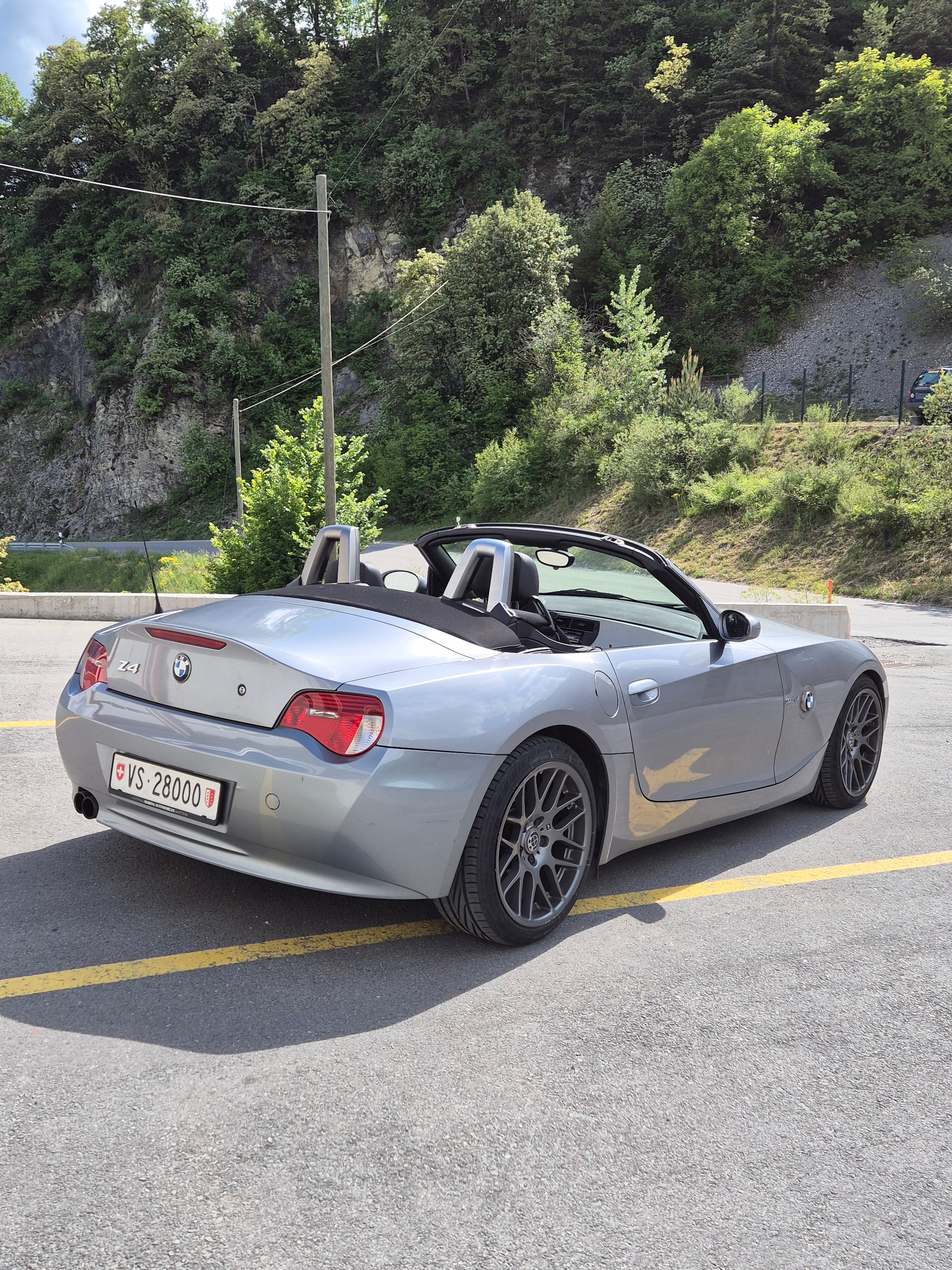 BMW 3.0si-image-3