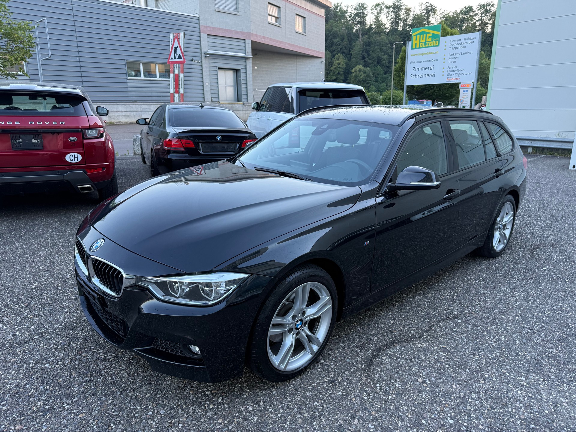 BMW 320i xDrive Touring M Sport Steptronic-image-0