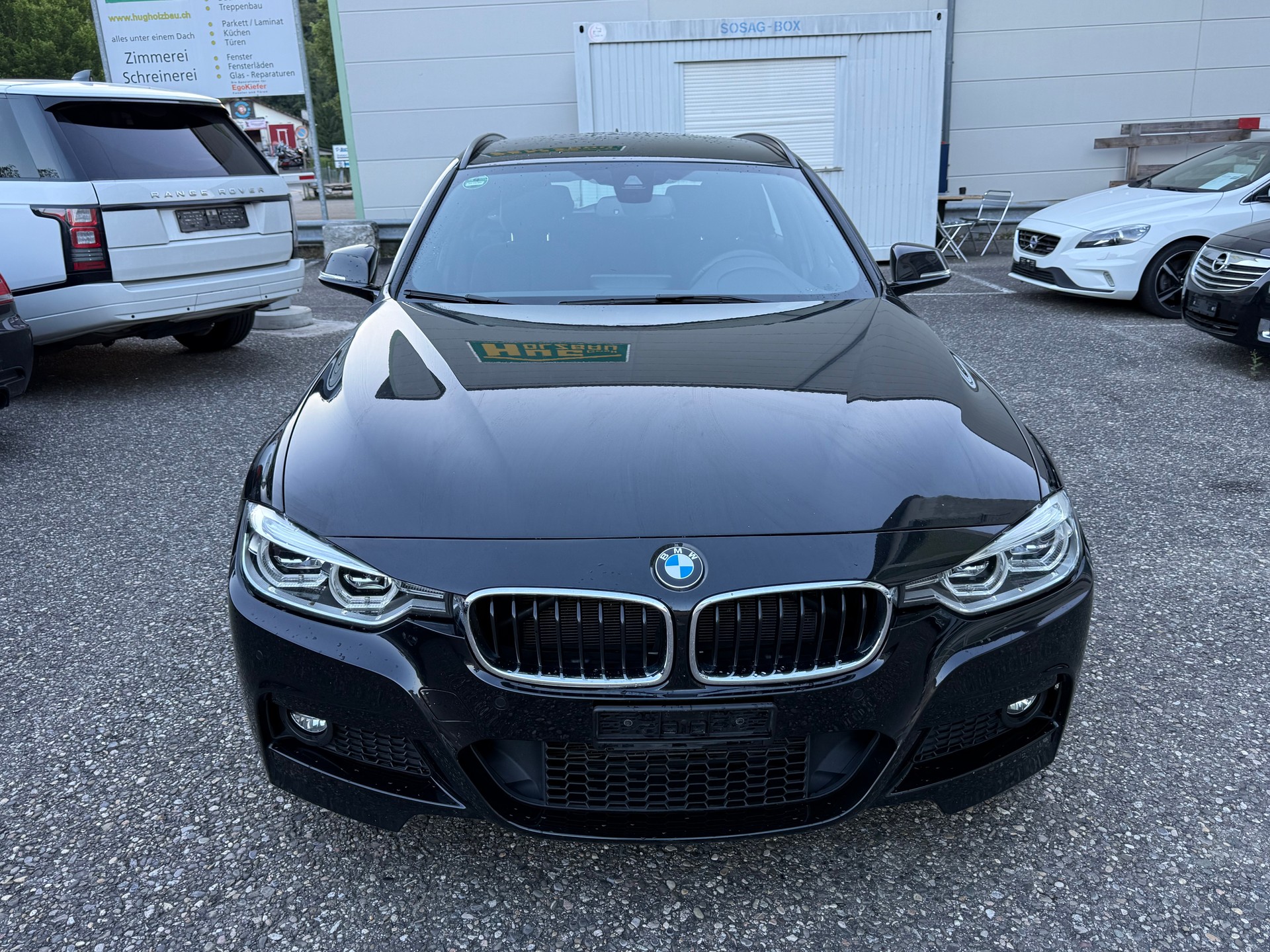 BMW 320i xDrive Touring M Sport Steptronic-image-1