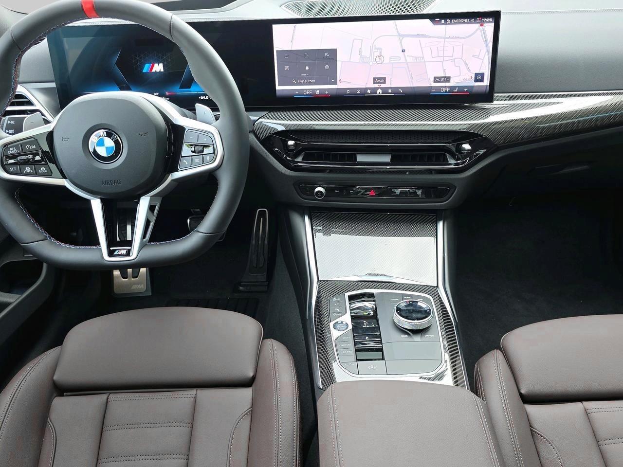 BMW M340i xDrive Touring-image-11