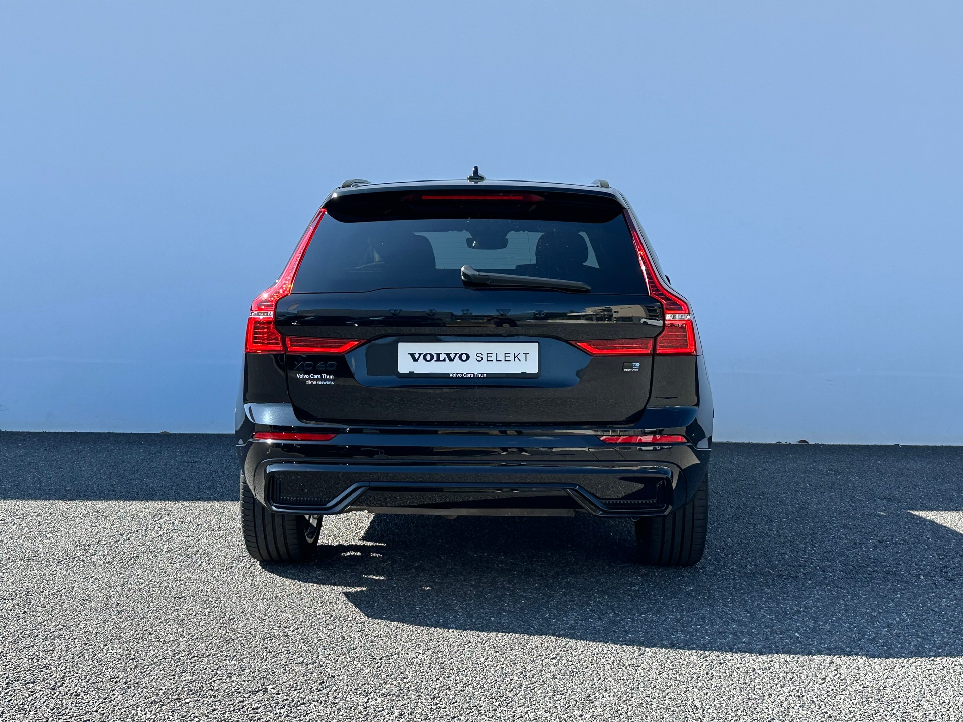 VOLVO XC60 2.0 T8 TE XCENTRIC Black Edition eAWD-image-6